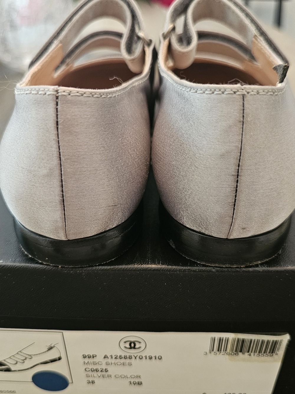 CHANEL Silver & Black Cap Toe Mary Jane Flats Size 38 / 7.5 With Box - Picture 4 of 7